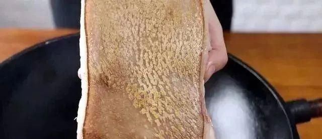 做红烧肉别再用酱油和啤酒了,用它炖,入口即化,一点都不腻!