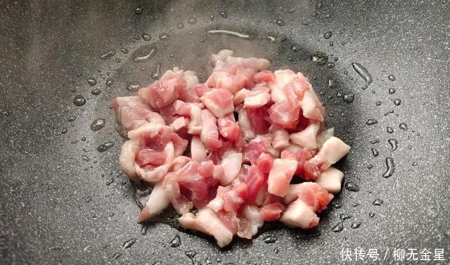 冬天,多给老人孩子吃这菜,价格是贵了些,但营养极高,对骨骼好