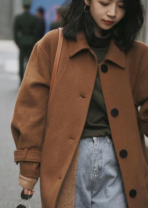  大衣|去年的大衣怎么穿学三木深驼色大衣配同色针织开衫，高级又时髦
