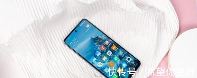 天玑|红米Note 11 Pro黑马来袭，120W快充下放，8+256G低至1999