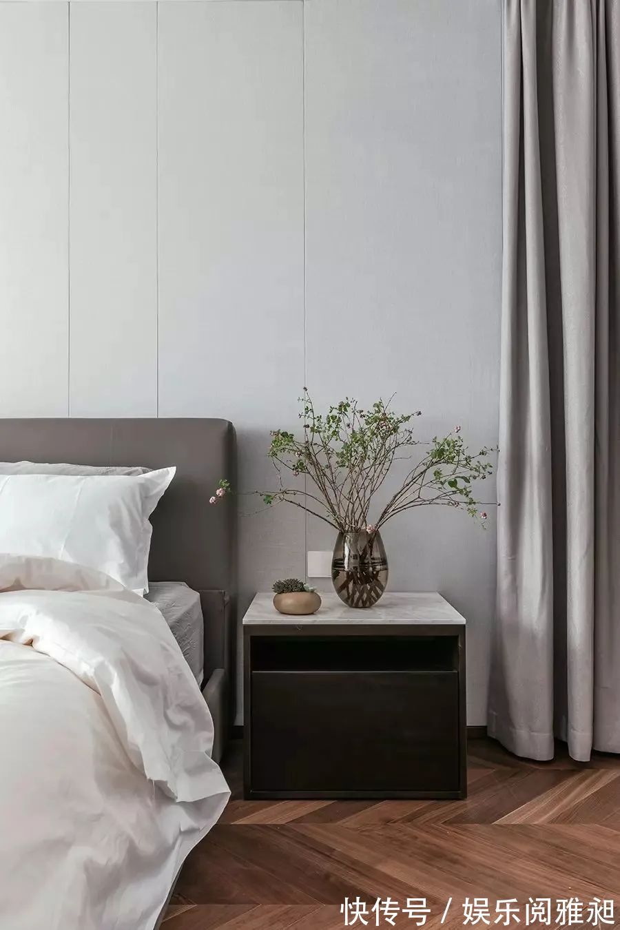 现代|262㎡现代简约大平层,简洁纯粹的空间,生活从容自然