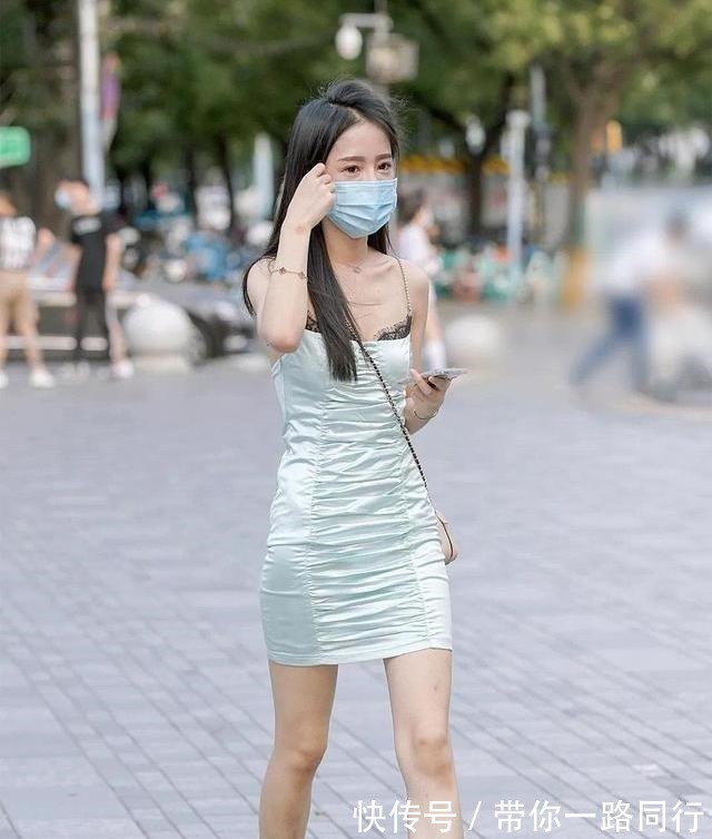 面料 女生可以穿吊带,既性感又可爱。选择什么样的面料很重要!