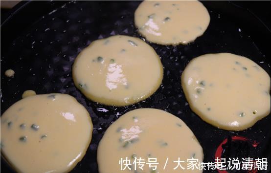 玉米|牛奶里倒入一碗玉米面，没想到这么香，我家一周吃5次，营养美味