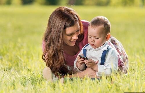 家长|不想让手机毁掉孩子,家长必须做到4点,保准管用