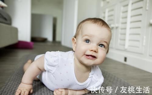 睡眠|宝宝进入睡眠倒退期,夜里经常醒来,先了解其中的原因