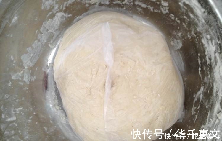 馒头|发面时，只放酵母是大忌！多加“3样”,9分钟溢盆，比面包还香