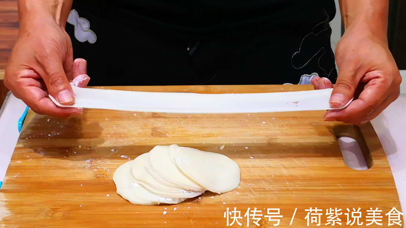 大碗宽面懒人做法，不用和面不用擀面，8分钟就上桌，比买的还香