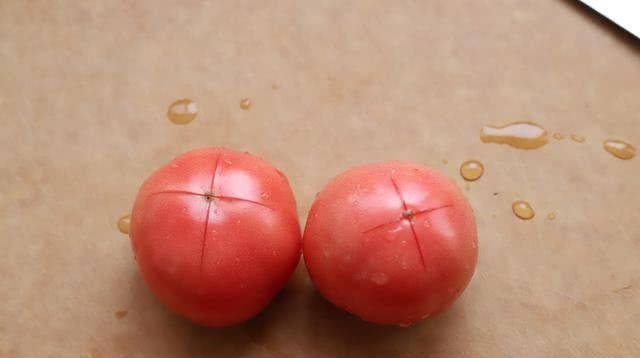 跟香格里拉大厨学做西红柿鸡蛋打卤面，果然比自己做的好吃