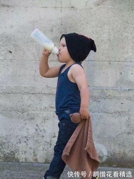 |幽默笑话:昨天我上班的时候,一份重要的文件忘在了家里……