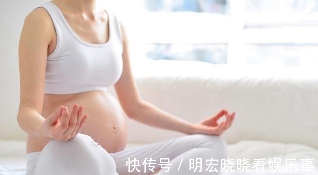 怀孕|孕妇不正当的坐姿会伤害宝宝,这几点错误的姿势,准妈妈要注意了