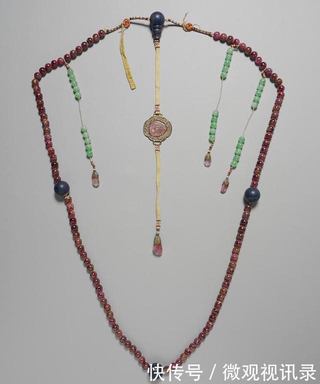 从清代朝珠到香奈儿山茶花,粉红碧玺的一抹娇韵,比红宝更迷人