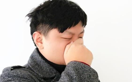 泡脚|无论男女,泡脚时加上艾草,不出1个月,身体会出现5个喜人变化!