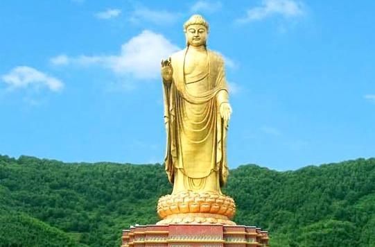 游客|花12亿造的世界第一大佛,如今人去楼空,游客没人想去第二次