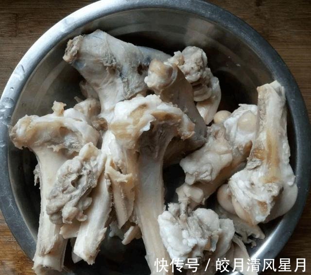 鸡蛋壳|这些垃圾都是养花的“宝贝”,简单处理一下,养啥花都不错!