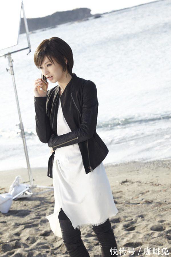 小子头|美女嫌太热,长发剪短发,清凉帅气很满意