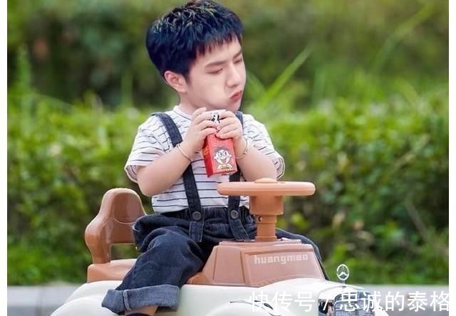 天天向上开启科学小课堂,王一博好奇心上线,提问停不下来