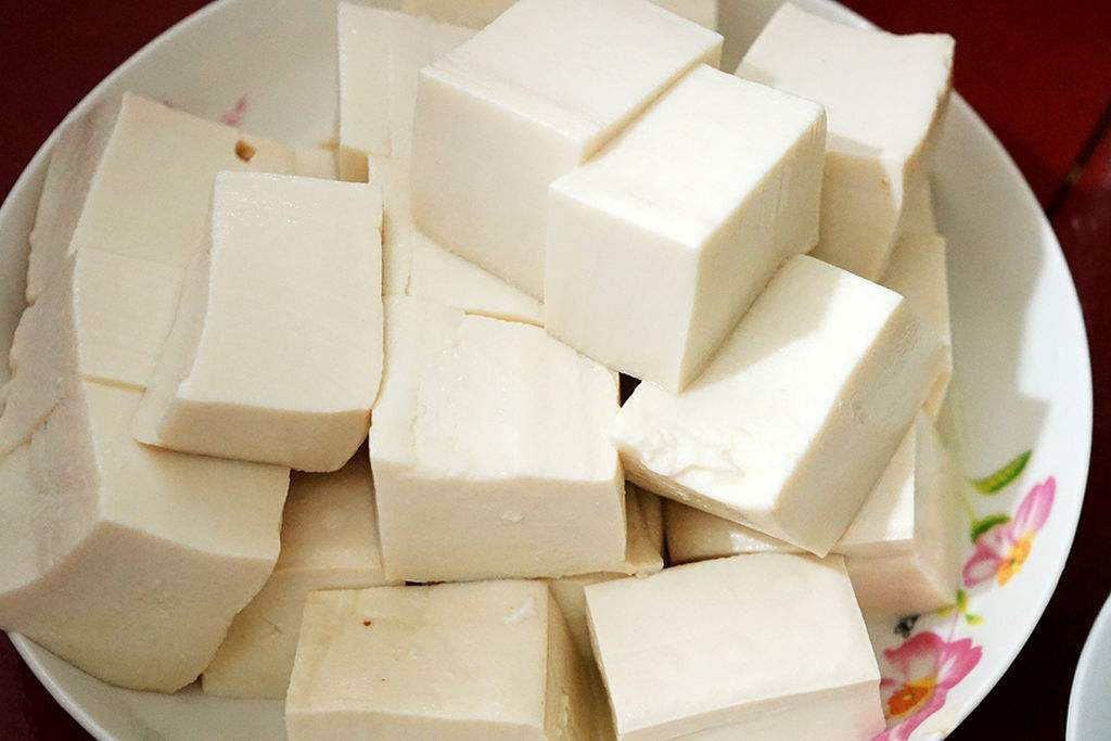 贫血|女人到了更年期，常吃5物，不贫血，不发胖，卵巢一天比一天健康