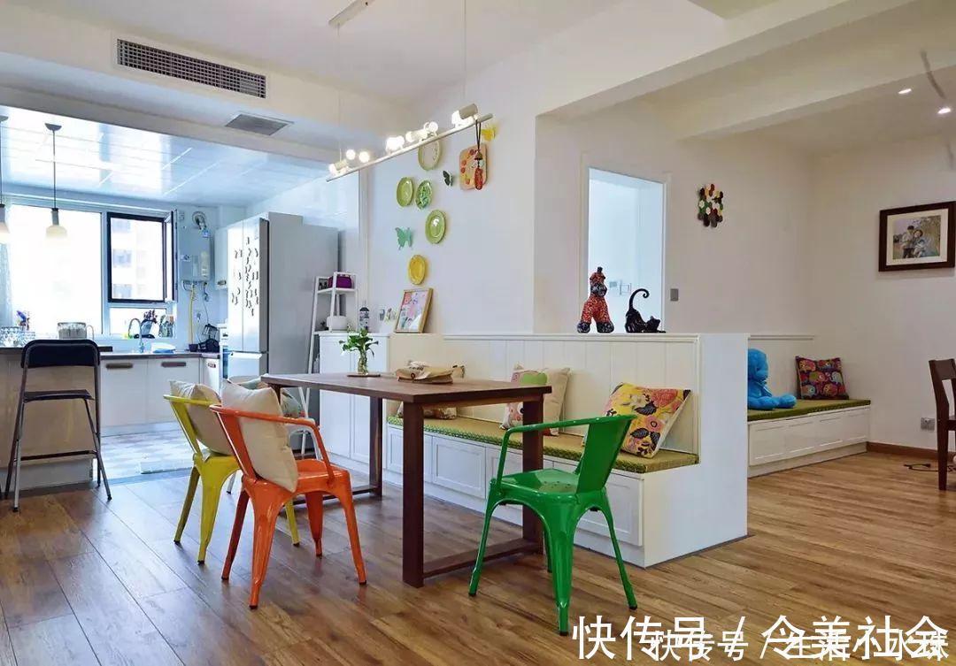 卡座|越来越多人家里不买餐桌,头次见这种设计师傅都惊呆了,太聪明了
