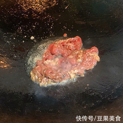 炒意粉|几分钟搞定黑椒牛肉炒意粉（家常菜），一步就搞定