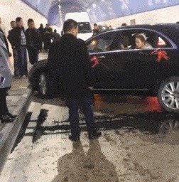 |搞笑GIF: 看完整个人都不好了 万万没想到这样的结局