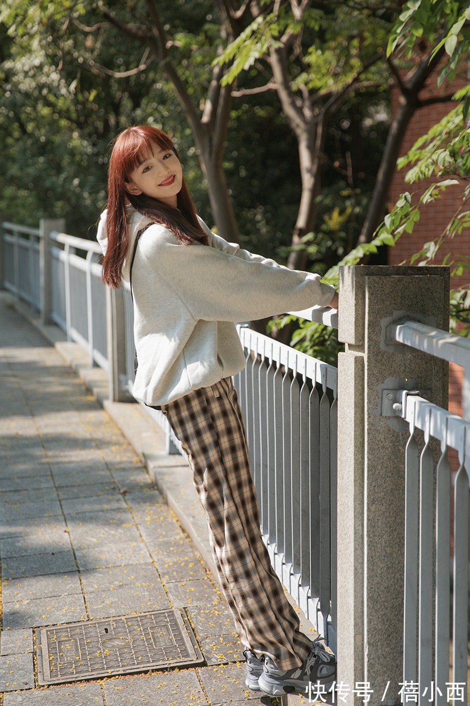 格纹裤|今秋流行这些“显瘦神裤”,一键拉伸腿长,效果堪比换腿