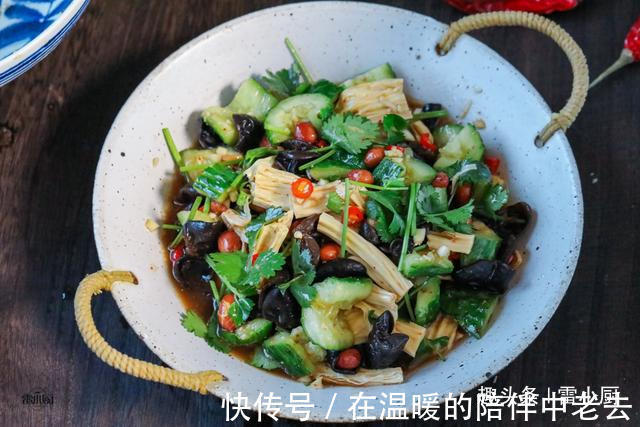 适合夏季吃的8道凉拌菜，洗一洗拌一拌就上桌，简单方便清爽开胃