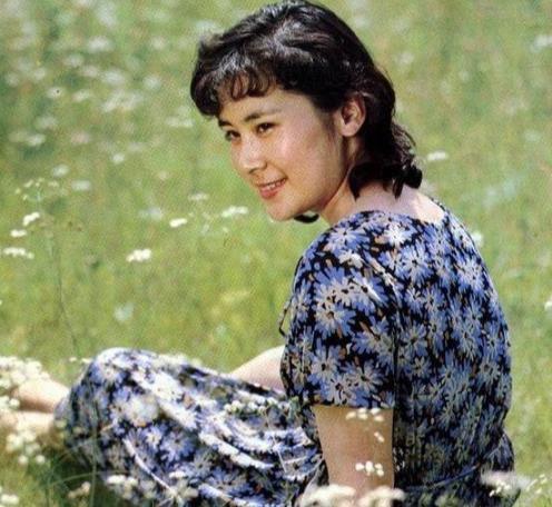 正军级|她是著名国家一级演员,享正军级待遇,离异28年如今仍孤身一人