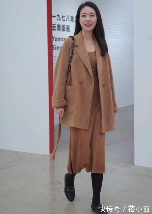 博主 乐福鞋的魅力可圈可点,不管配西装、针织衫都好看,难怪这么受宠