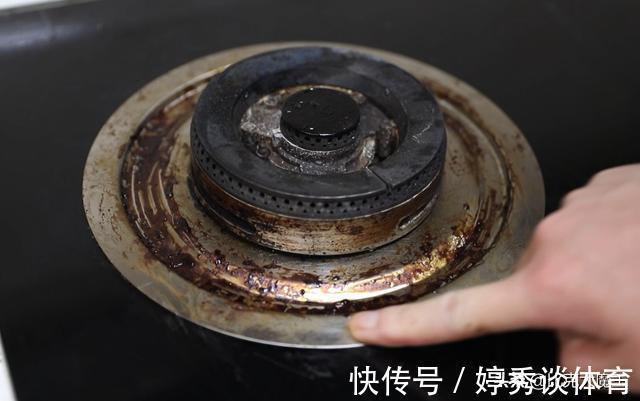 灶台|灶台油污太脏?教你轻松去除油污的方法,简单又快捷,方法太棒了