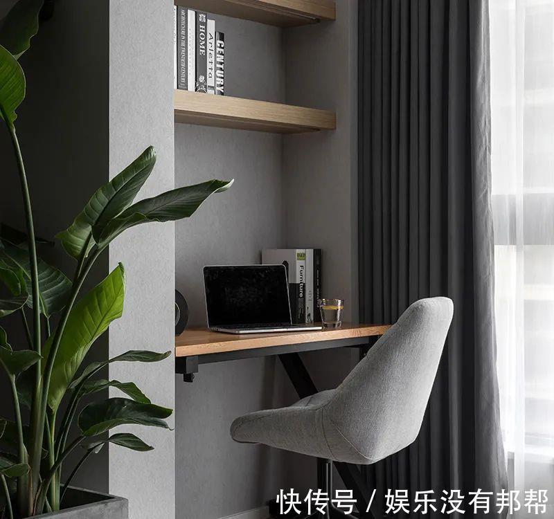 书桌|用一面墙打造一个书房,小户型有个书桌就够用了!省了整整一间房