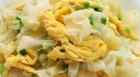 春天，它被稱為天然阿膠，女人吃了保養(yǎng)皮膚，顏值也會一天天上漲