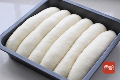 面包店最常见的面包自己做，真材实料吃得放心，食材做法都简单
