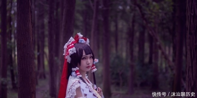 pl《东方PROJECT》——博丽灵梦小姐姐cosplay