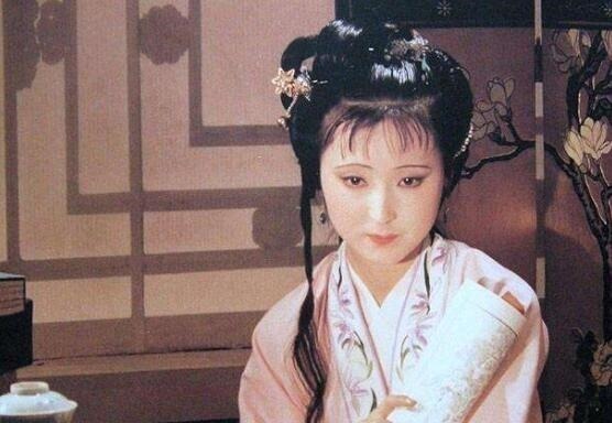 妃子@她是林黛玉原型,后嫁雍正做妃子,因和曹雪芹来往过密被乾隆怒斥!