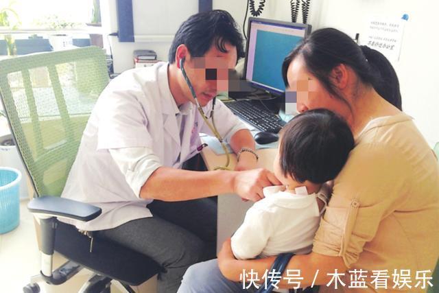 食品添加剂|3岁男孩吃下整包干燥剂,奶奶一个动作救了娃,连医生都连连夸赞