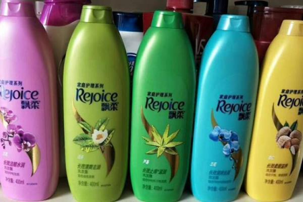 卖出|国产洗发水“骄傲”,一年卖出15亿,击败海飞丝、清扬,登顶第一