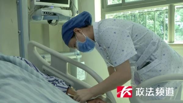 男子|挤了一颗痘痘，男子竟住进ICU！