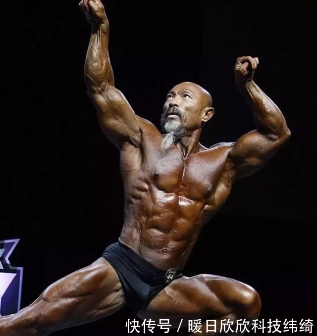 老头|54岁老头迷恋“七龙珠”,为练成龟仙人,每天吃1脸盆鸡蛋