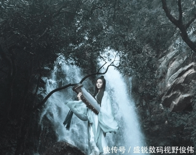 金庸小说最残暴的女高手,实力碾压扫地僧,最后却沦为别人的玩物