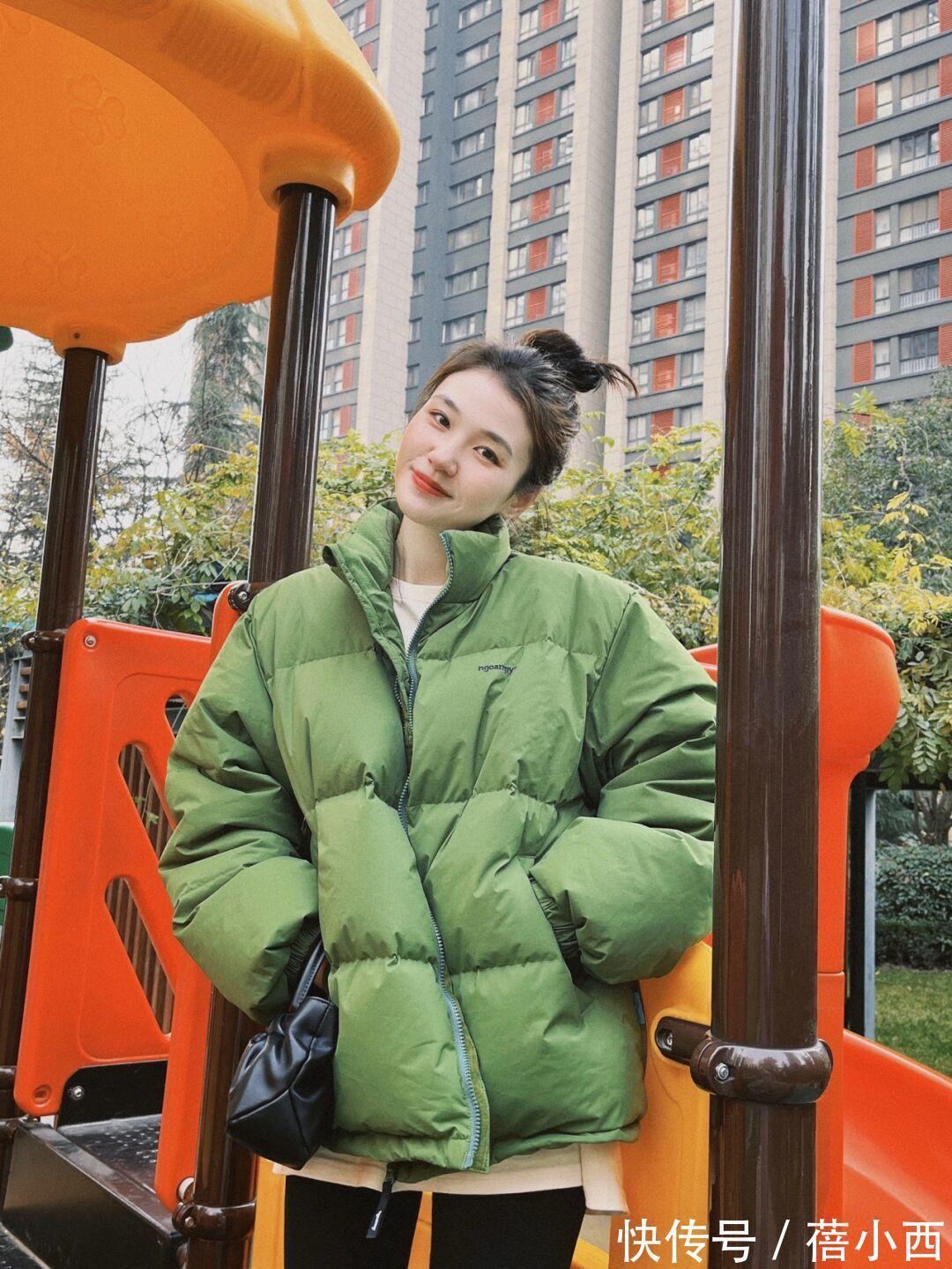 百搭|冬季最爱的短款羽绒服又火了,尤其是这5种颜色,特别大气百搭!