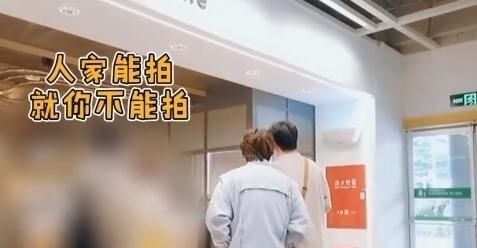 黄明昊被私生饭跟车劝说无果后，小声说出6字，粉丝听后哭成泪人