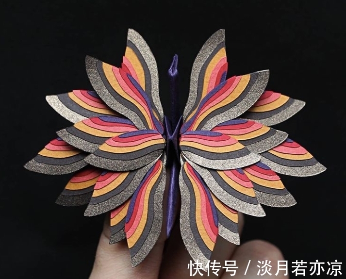 大男人$人糙手不糙,大男人沉迷叠纸鹤,365天不重样,个个堪称艺术品