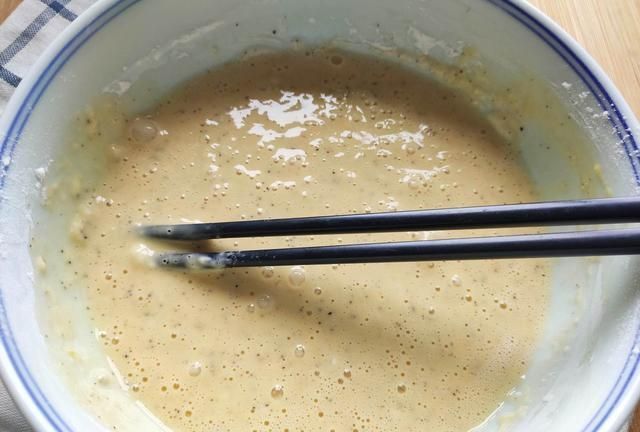 好吃|杏鲍菇这样做,感觉像在吃肉,外面酥脆特好吃,儿子边吃边说香