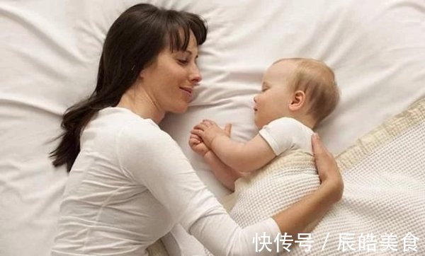 同龄人|孩子这4个动作睡觉,未来会“绝缘”高个子,家长要及时引导