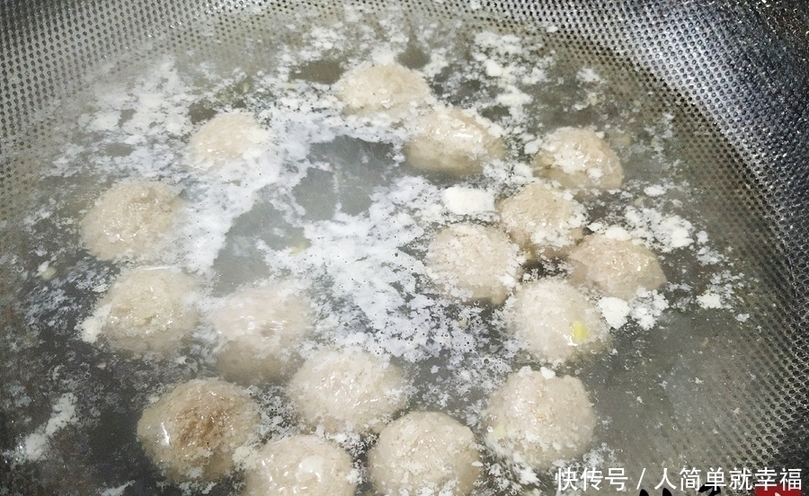 丸子|要想孩子身体更强壮,每周给孩子吃一次,补血补钙,身体倍棒!