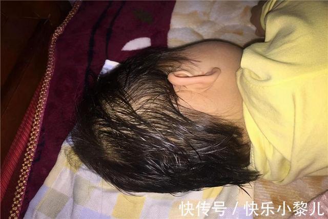 孩子|孩子睡着就满头大汗，是缺钙吗？真相没那么简单，爸妈要当心