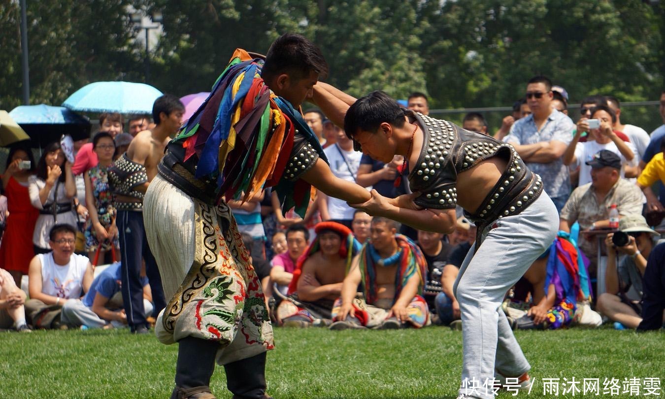 《敖包相会》的敖包是蒙古包吗?这可能是外族人常有的误会
