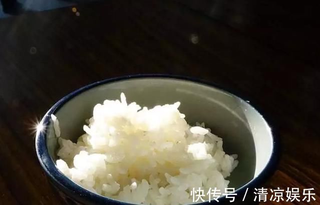 谣言|多吃粗粮可以降糖?这6个“降糖谣言”害人不浅,千万别再上当了