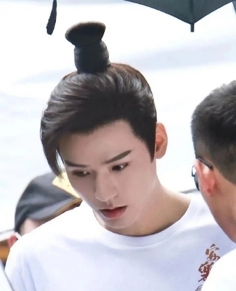 開機|龔俊迪麗熱巴劉宇寧《安樂傳》開機,男女主造型卻不被觀眾看好?