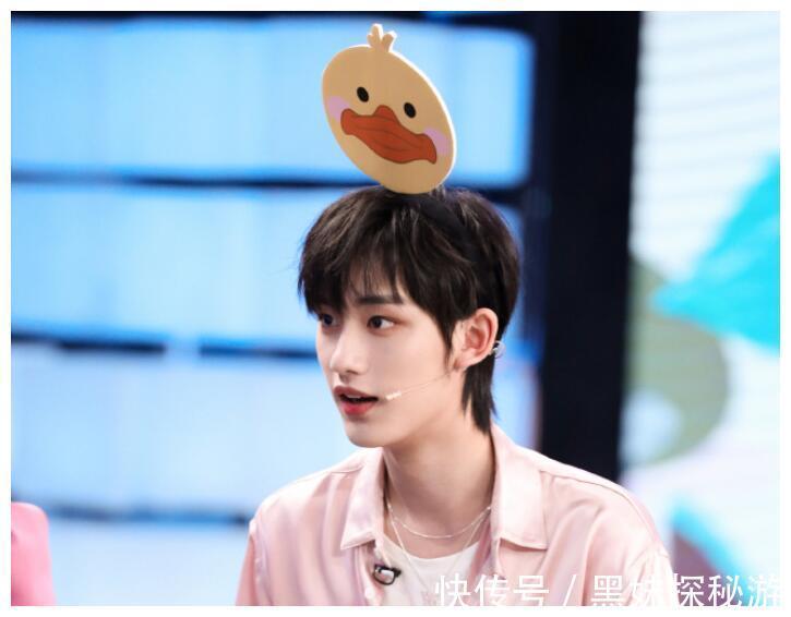 快樂家族|第二代養成系 丁程鑫加入快樂家族,快樂大本營迎來新人!主持人升級為6人